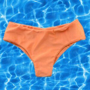 Arpa Bikineria Peach Bikini Bottom – Size Medium – Flattering Fit